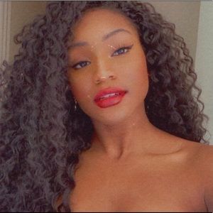 Meet your Posher, Logan